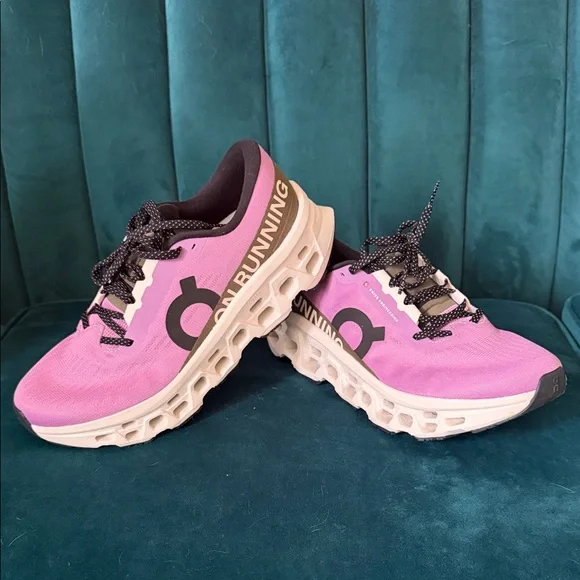 On Cloudmonster 3 in color Sakura/Ivory Women’s Size 9.5. - Picture 1 of 4